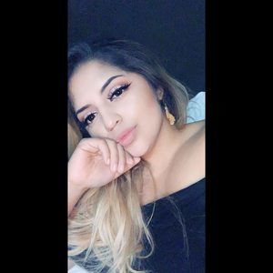 Meet your Posher, Kenia